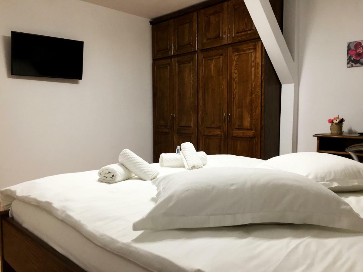 Anemona'S House In The Center Of Sibiu Villa ภายนอก รูปภาพ